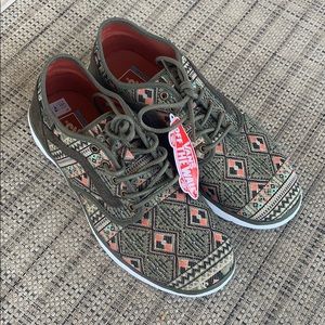 Vans American Indian Pattern